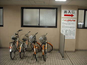 自転車にはノーパンクタイヤを使用していますので、
安心してご利用いただけます。